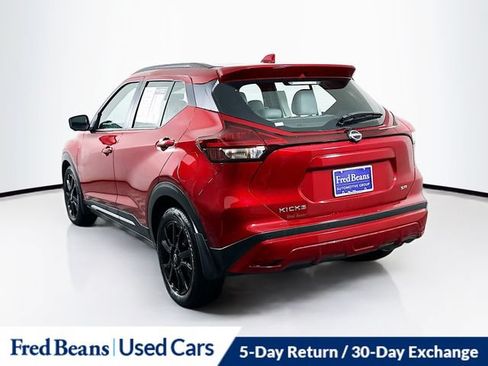 Used 2024 Nissan Kicks SR w/ SR Premium Package FWD image 6