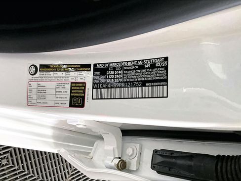 Certified 2023 Mercedes-Benz C 300 4MATIC Sedan image 31