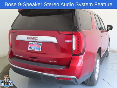 Used 2024 GMC Yukon SLT AWD/4WD image 3