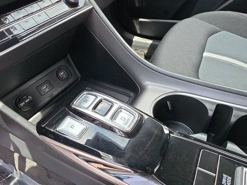 Used 2022 Hyundai Sonata SE FWD image 22