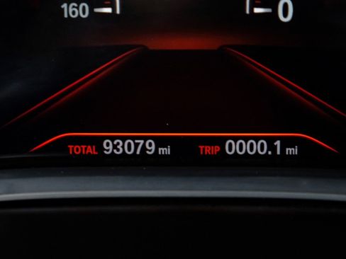 Used 2017 BMW 740i xDrive image 20