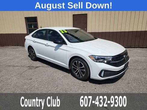 Used 2023 Volkswagen Jetta Sport FWD image 2