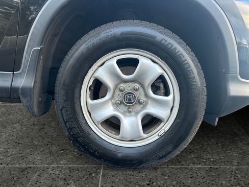 Used 2016 Honda CR-V LX image 9