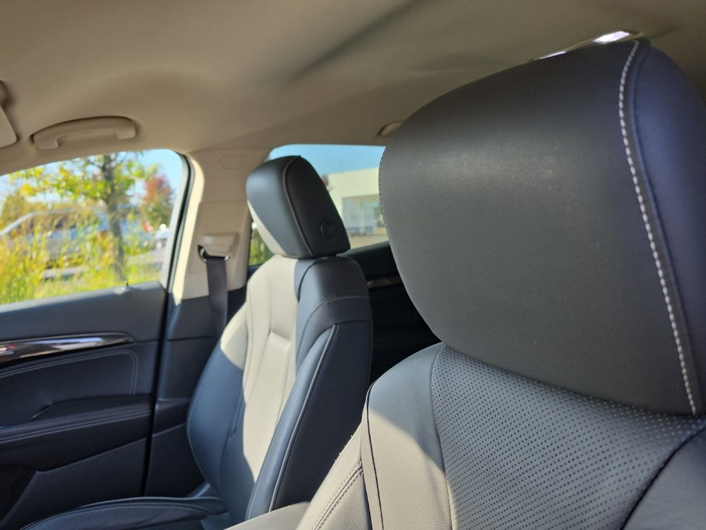 Used 2021 Buick Envision Essence FWD image 9
