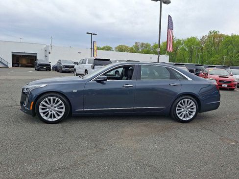 Used 2019 Cadillac CT6 Luxury w/ Driver Awareness Package AWD/4WD image 4
