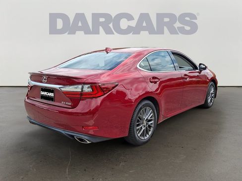 Used 2018 Lexus ES 350 w/ Navigation System Package FWD image 4