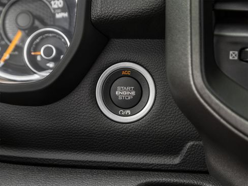 Used 2022 RAM 1500 Big Horn AWD/4WD image 44