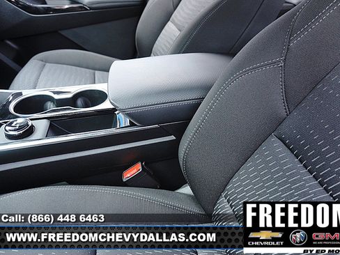 Used 2026 Chevrolet Equinox LT FWD image 30