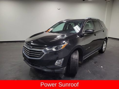 Used 2019 Chevrolet Equinox LT w/ Sun & Navigation Package image 5