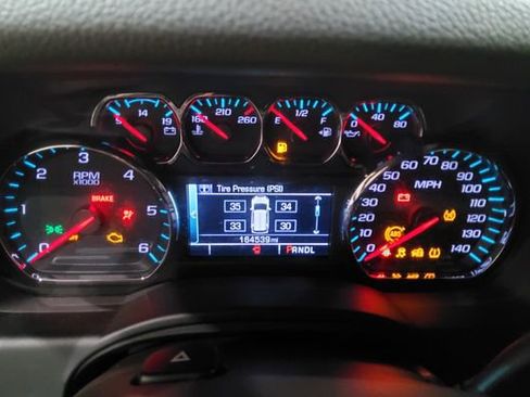 Used 2018 GMC Yukon SLT w/ Open Road Package RWD image 19