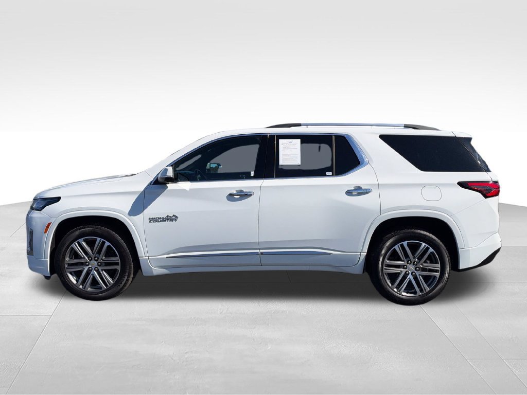 Used 2023 Chevrolet Traverse High Country AWD/4WD image 2