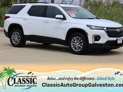 Used 2023 Chevrolet Traverse LT