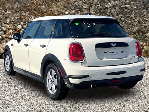 Used 2016 MINI Cooper 4-Door Hardtop image 10