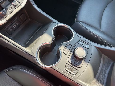 Used 2023 GMC Terrain SLT w/ Tech Package image 35