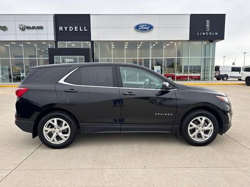 Used 2020 Chevrolet Equinox LT AWD/4WD image 2