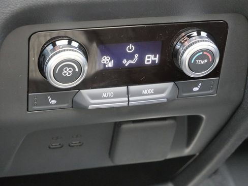 New 2026 GMC Acadia Denali w/ Super Cruise Package AWD/4WD image 40