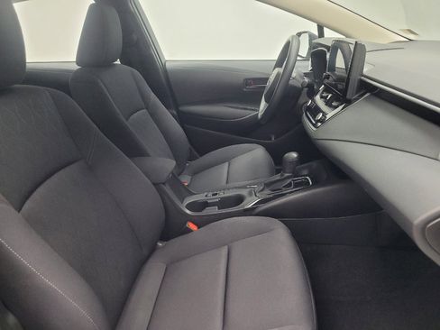 Used 2024 Toyota Corolla LE image 21