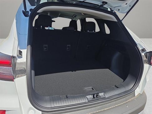 New 2026 Ford Escape Active image 8