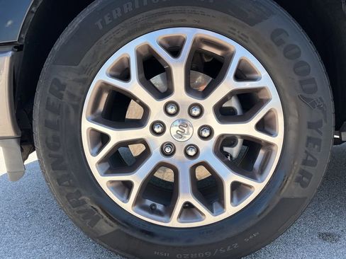 Used 2023 Ford F150 King Ranch RWD image 13