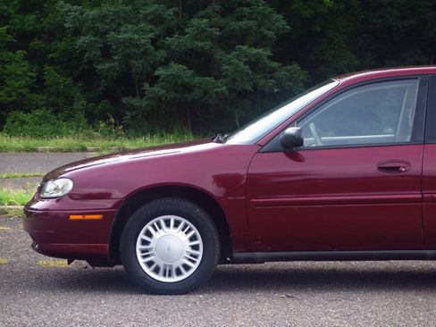 Used 2001 Chevrolet Malibu V6 FWD image 22