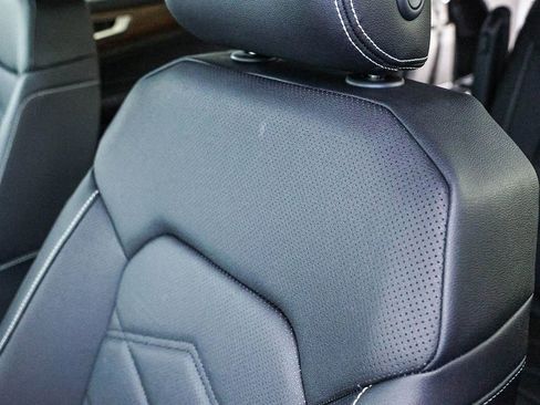 New 2026 Volkswagen Atlas SE image 39