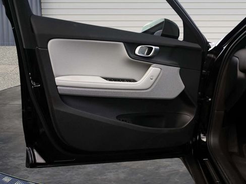 Used 2024 Polestar Polestar 2 AWD/4WD image 15