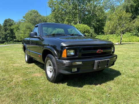 Used 1994 Chevrolet S10 Pickup 2WD Regular Cab image 4