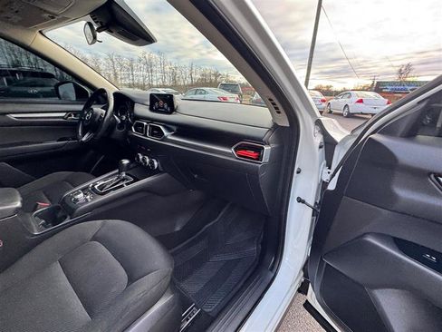 Used 2019 MAZDA CX-5 Sport image 37