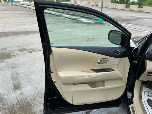 Used 2013 Lexus RX 350 FWD w/ Premium Pkg image 25