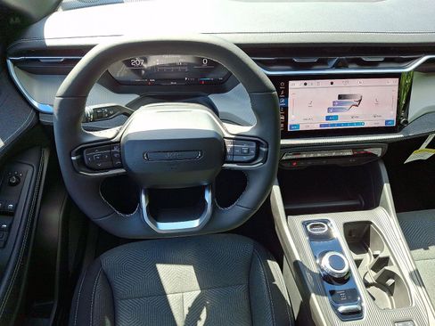 New 2026 Jeep Cherokee Laredo AWD/4WD image 8