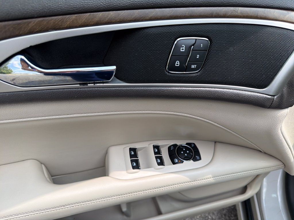Used 2019 Lincoln MKZ Reserve FWD image 18