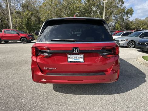 New 2026 Honda Odyssey EX-L image 5