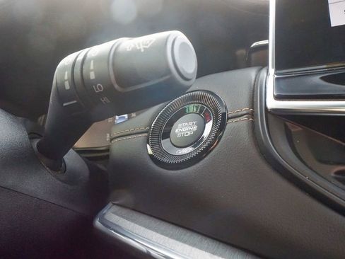 Used 2022 Jeep Compass Limited w/ (RED) Package image 26