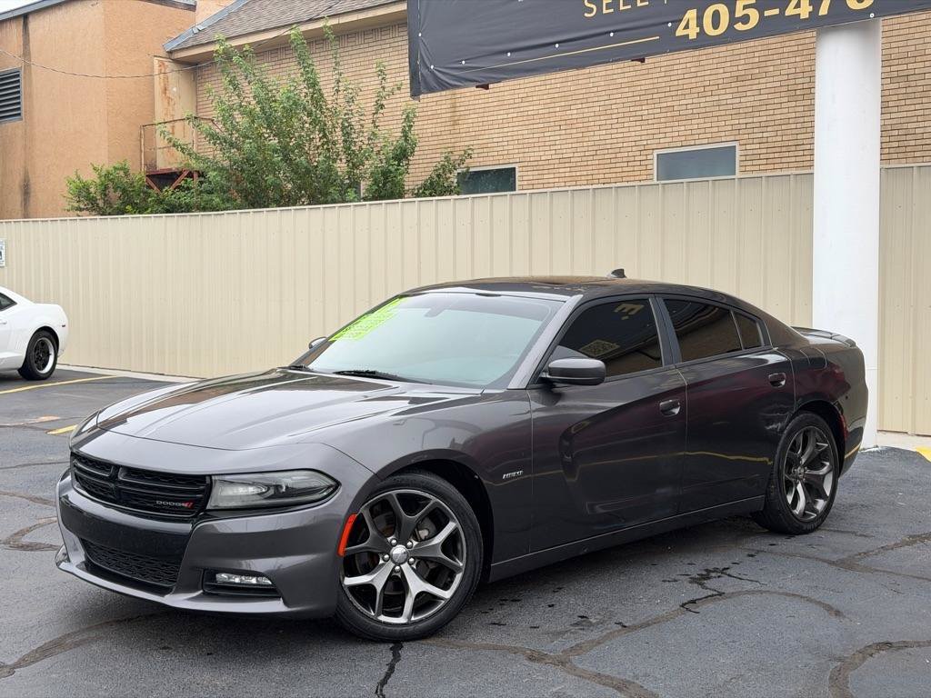 Used 2015 Dodge Charger R/T w/ Plus Group RWD image 8