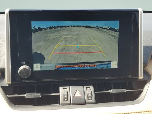 Certified 2023 Toyota RAV4 XLE Premium AWD/4WD image 17