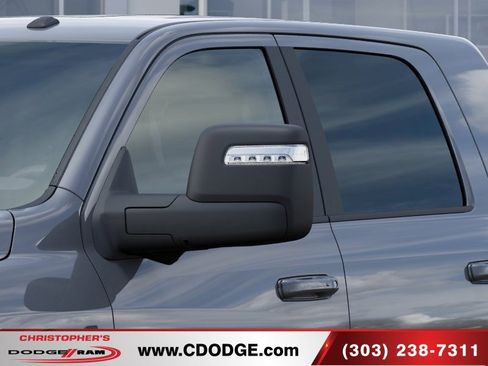 New 2026 RAM 2500 Laramie AWD/4WD image 12