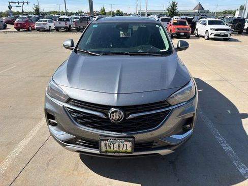 Used 2021 Buick Encore GX Essence w/ Advanced Technology Package AWD/4WD image 2