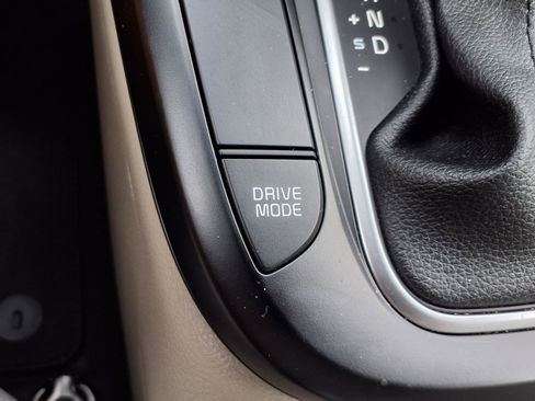 Used 2023 Kia Soul LX image 20