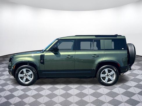 New 2026 Land Rover Defender 110 X-Dynamic SE AWD/4WD image 2