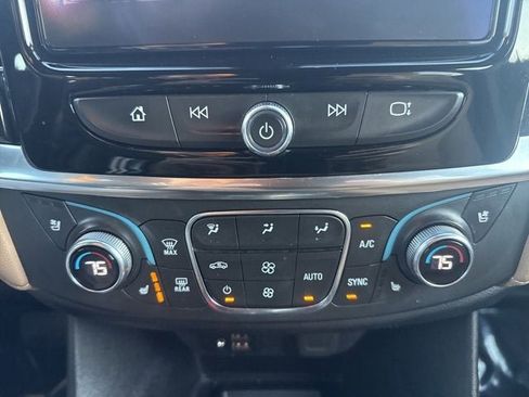 Certified 2023 Chevrolet Traverse Premier w/ LPO, Floor Liner Package image 29