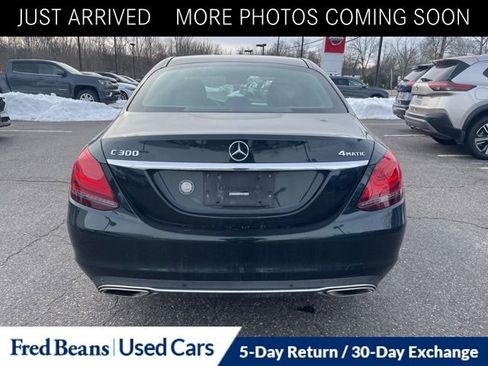 Used 2019 Mercedes-Benz C 300 4MATIC Sedan image 4