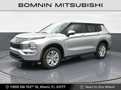 New 2026 Mitsubishi Outlander ES