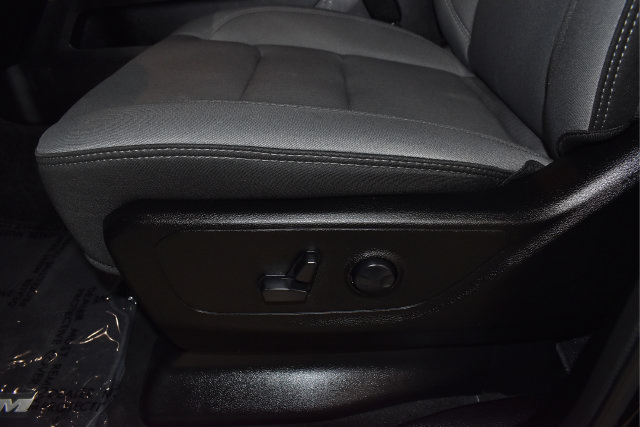 Used 2023 RAM 1500 Big Horn AWD/4WD image 13