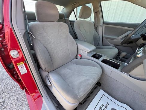 Used 2007 Toyota Camry LE image 26