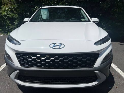 Used 2023 Hyundai Kona SEL AWD/4WD image 2