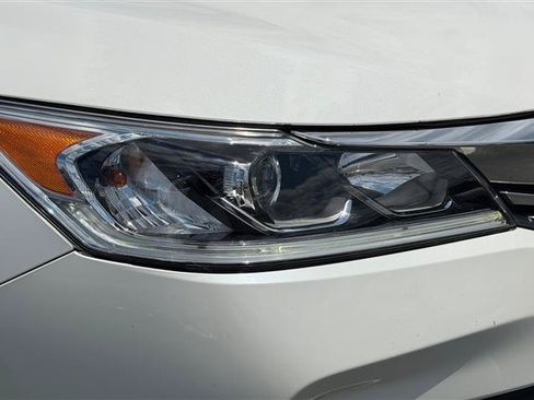 Used 2016 Honda Accord EX-L image 11