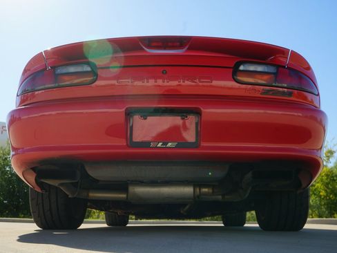 Used 1999 Chevrolet Camaro Z28 w/ Performance Pkg image 13