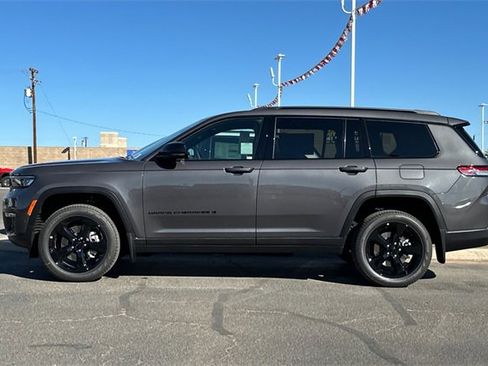 New 2025 Jeep Grand Cherokee L Limited w/ Luxury Tech Group II image 11