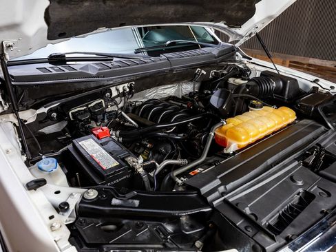 Used 2015 Ford F150 Lariat w/ Equipment Group 502A Luxury image 40