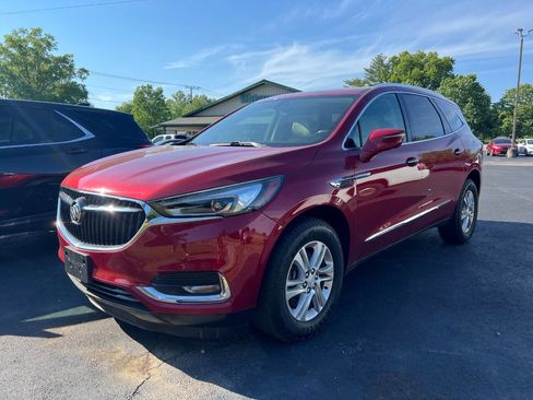 Used 2019 Buick Enclave Essence AWD/4WD image 1